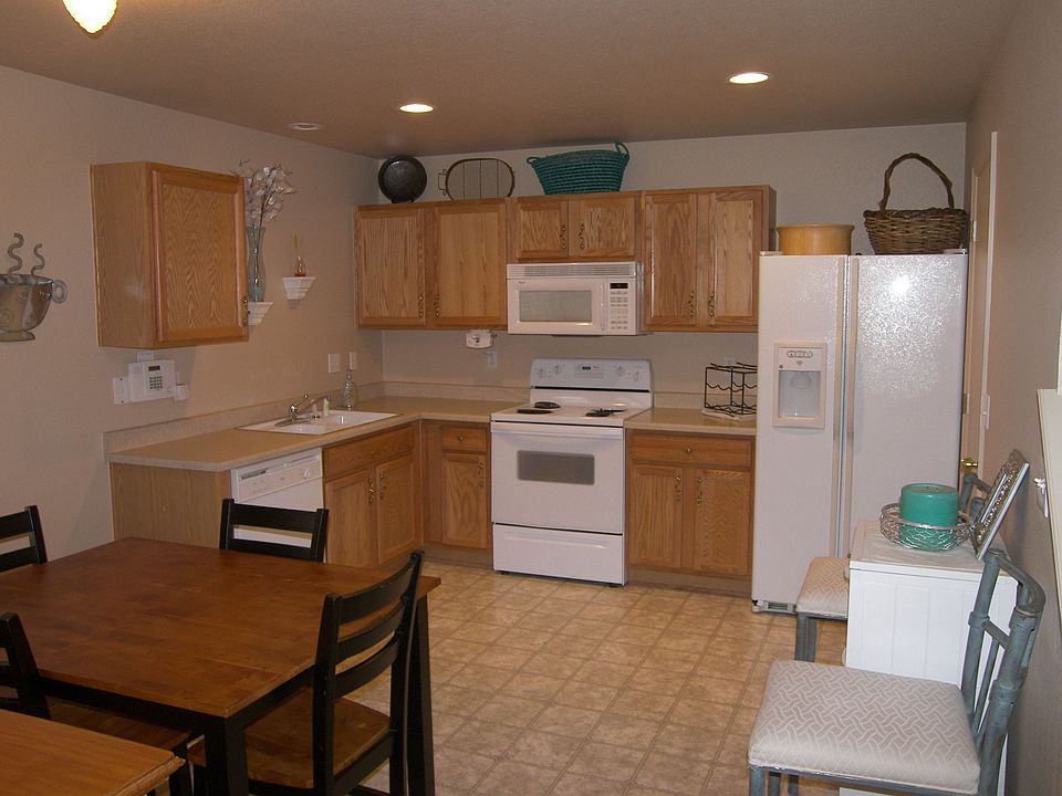 2nd image of 11036 Claude Ct