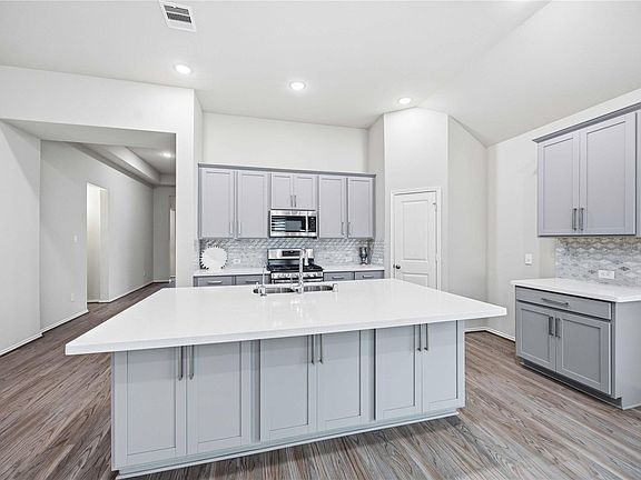 5th image of 20427 Windcrest Colony Trl