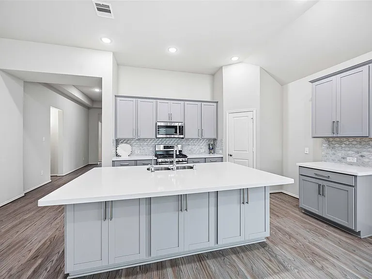 20427 Windcrest Colony Trl — Photo 5
