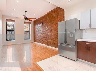222 E 18th St APT 1F, New York, NY 10003