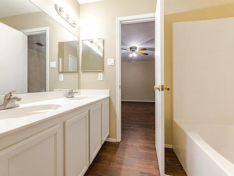9013 Fremont Trl — Photo 21