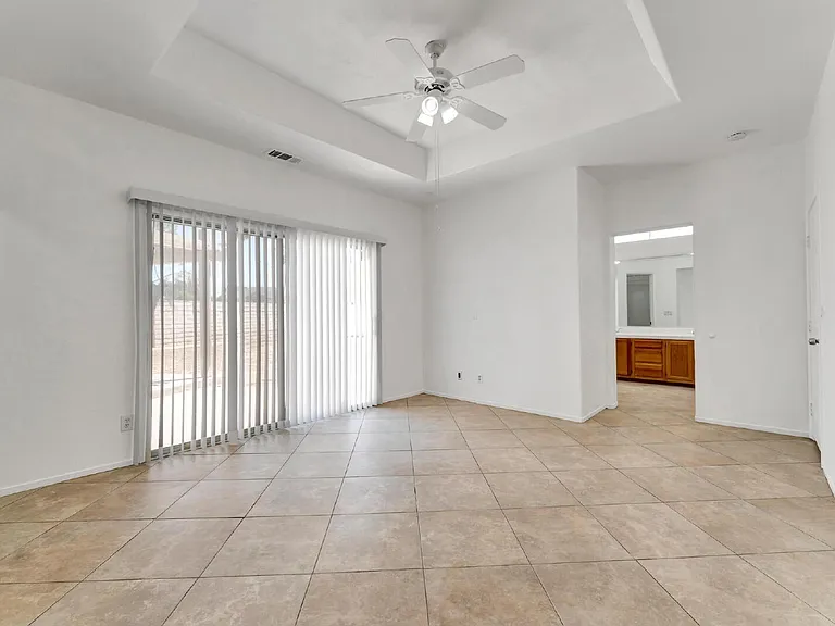 2560 Silver Shadow Dr — Photo 19