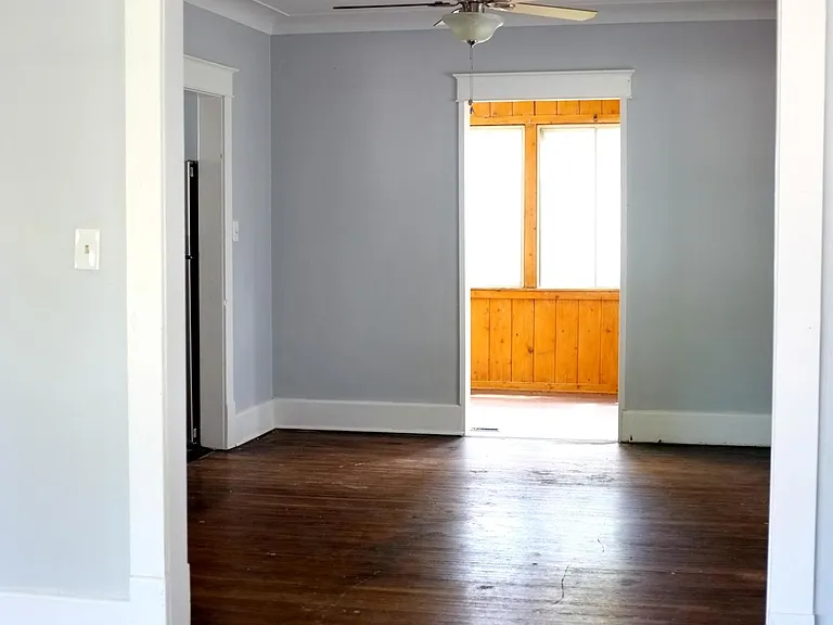 3640 Hazelhurst Ave — Photo 4