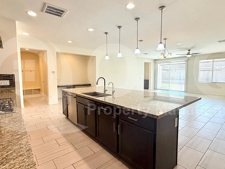 9673 W Cashman Dr — Photo 4