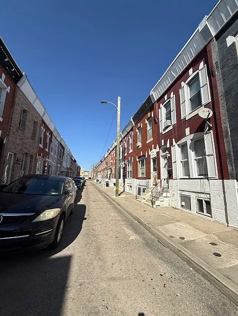 2 bed, 945 sqft, $1,350 — Photo 2