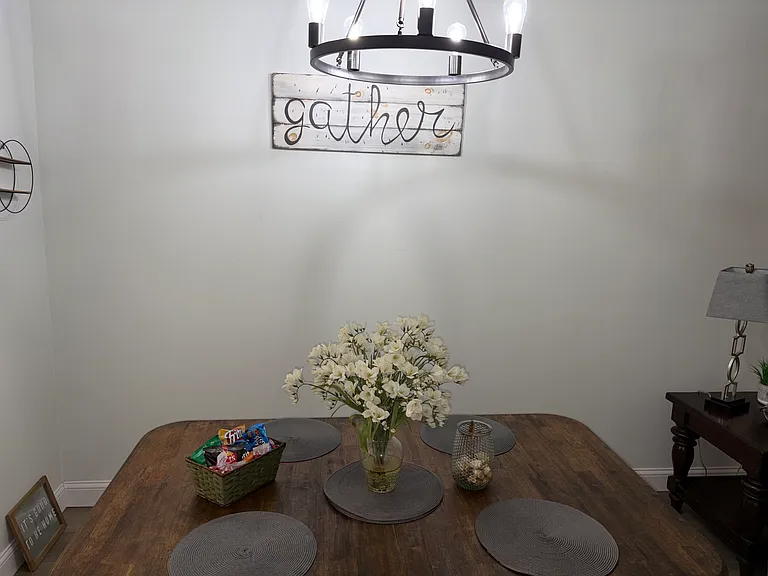 5742 N London Ave — Photo 14