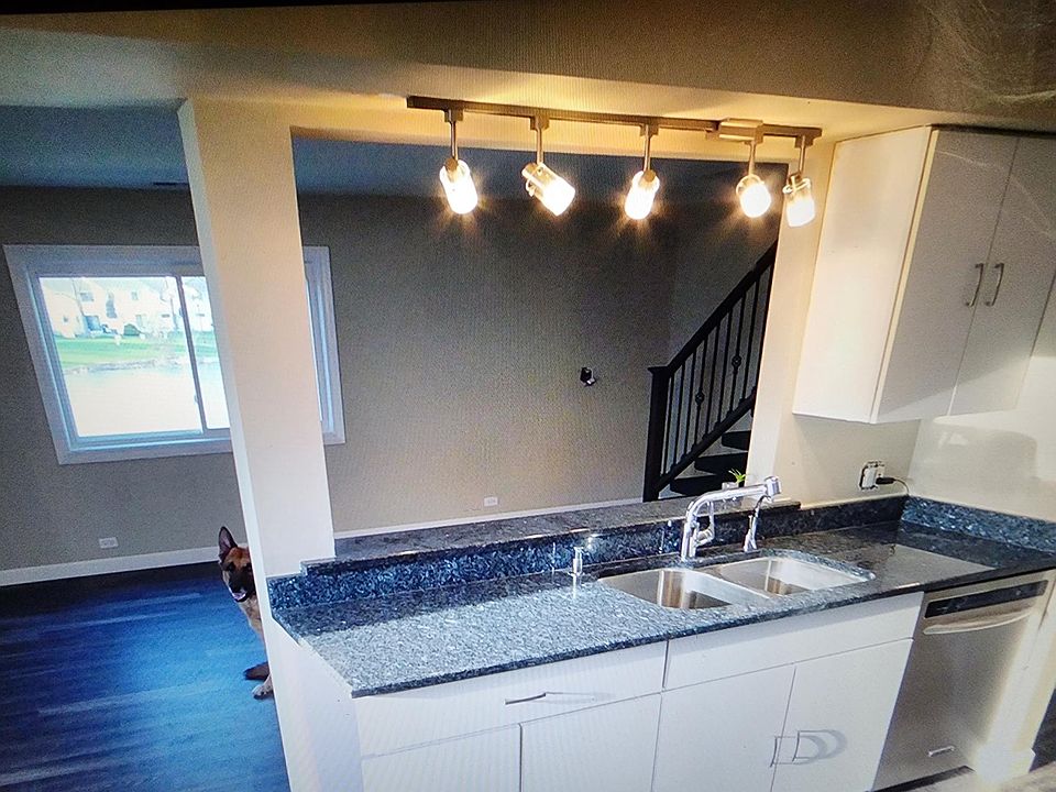 1st image of 238 Waterford Dr