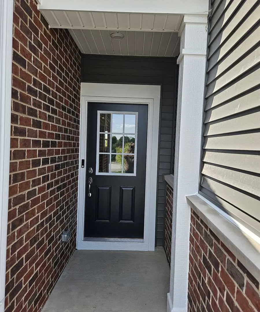3 bed, 2.5 bath, 1990 sqft, $3,250 — Photo 2