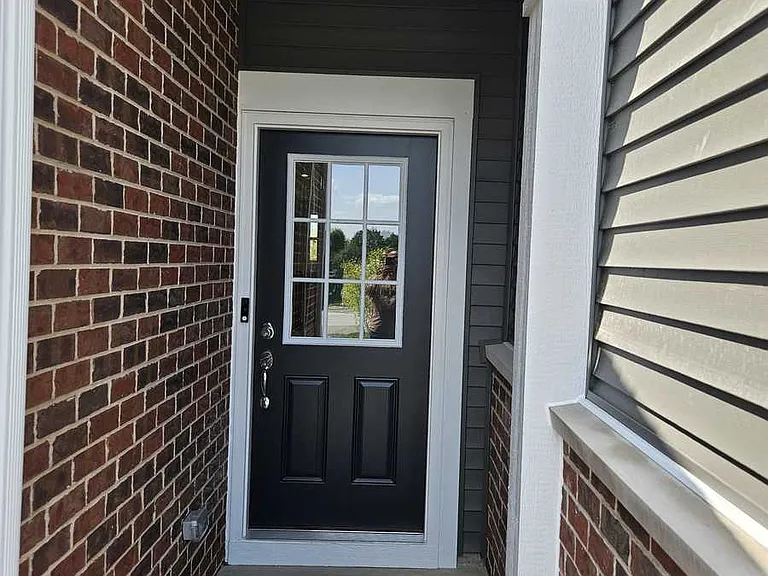 12802 S Nicholas Dr — Photo 2