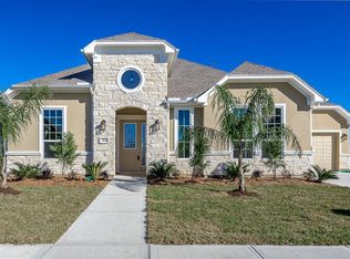 324 Twin Timbers Ln, Kemah, TX 77565
