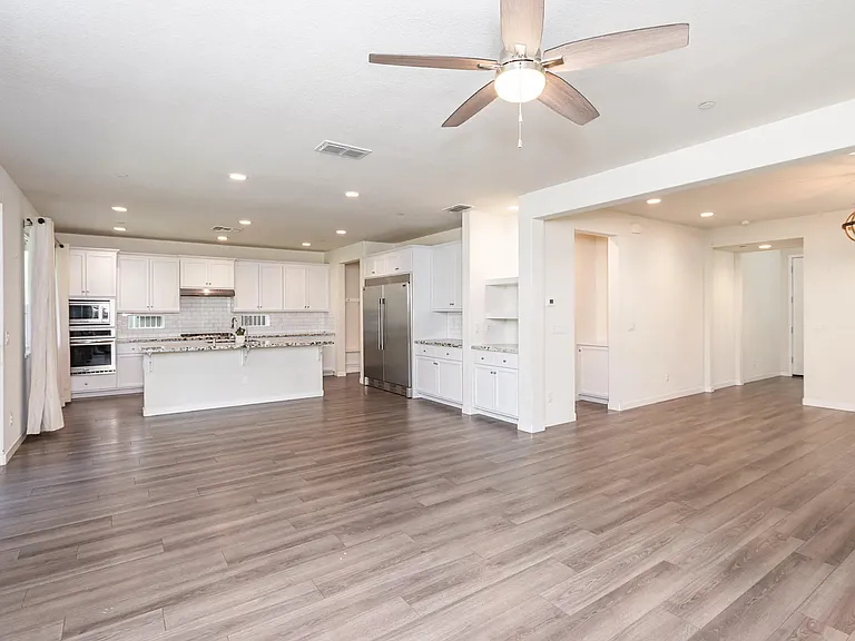 4455 English Elm St — Photo 6