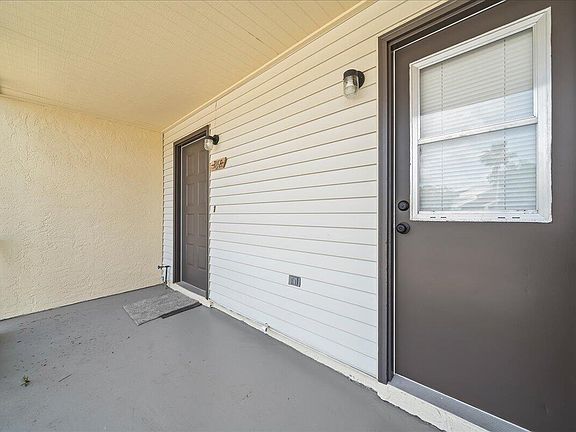 4th image of 3168 Finsterwald Dr #6