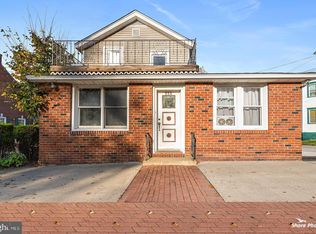 328 S Main St, Williamstown, NJ 08094