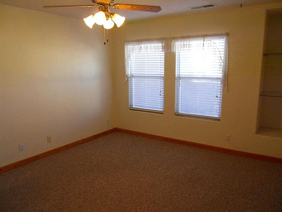 2nd image of 6136 Carousal Ave NW