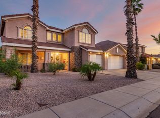 3351 E Menadota Dr, Phoenix, AZ 85050