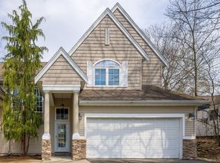 7B Rudolph St, Worcester, MA 01604