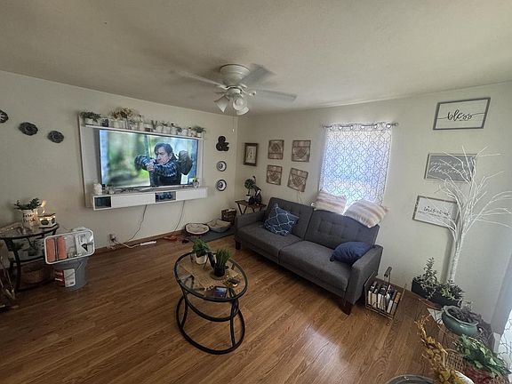 2nd image of 854 Dane STREET