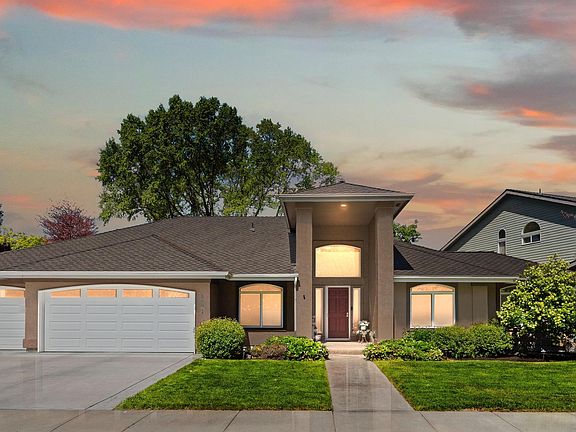 3rd image of 3601 N Plantation River Dr