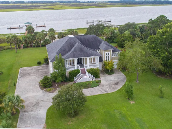 141 Bennetts Island Dr, Green Pond, SC 29446