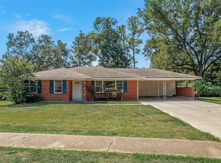 2606 Plantation Dr, Bossier City, LA 71111