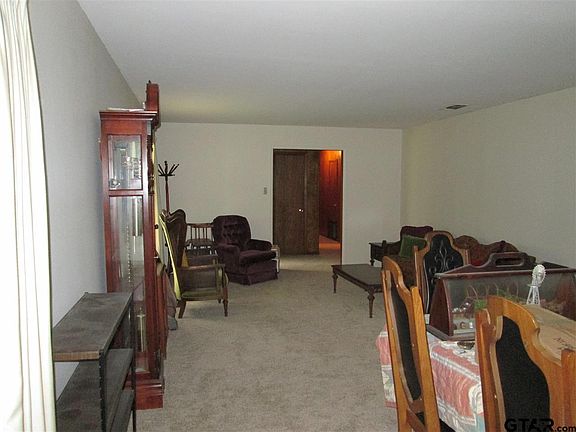 4th image of 307 Timberline Dr #6