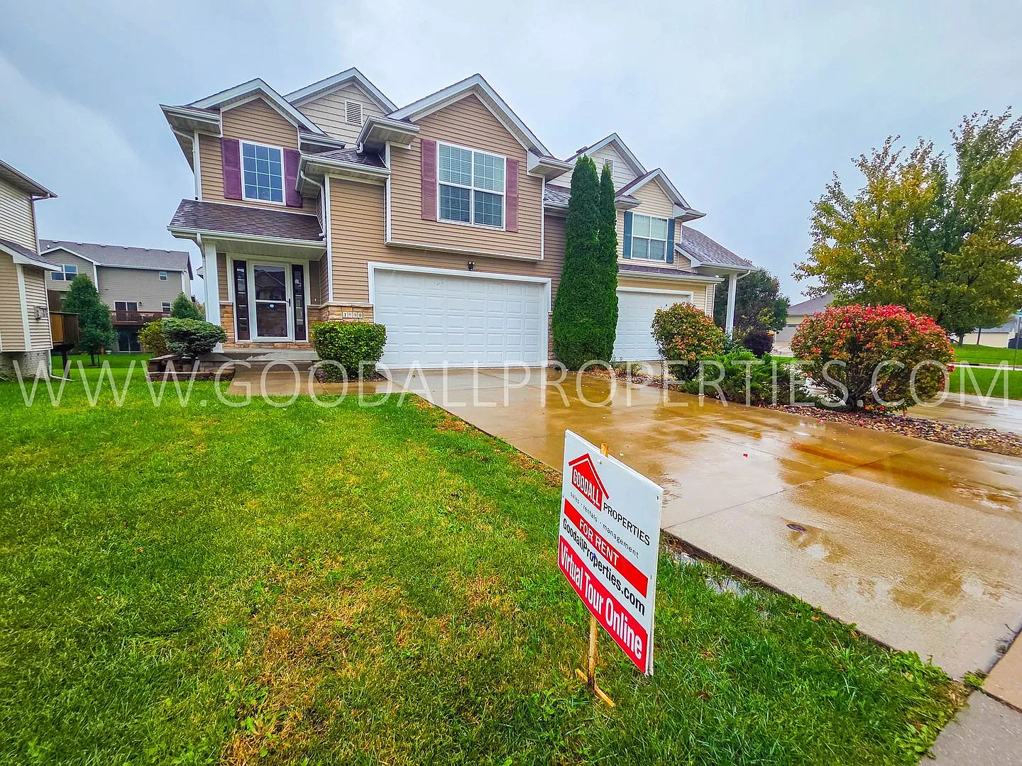 Spacious 3 Bedroom Waukee Townhome with Fenced Yard & 2-Car Garage! — Photo 1