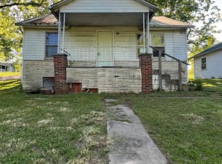 500 Mantle St, Athens, TN 37303