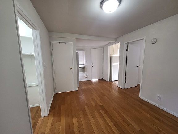2nd image of 346 S Avenue 19 Unit 1/2