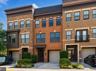 9228 Wood Violet Ct, Fairfax, VA 22031