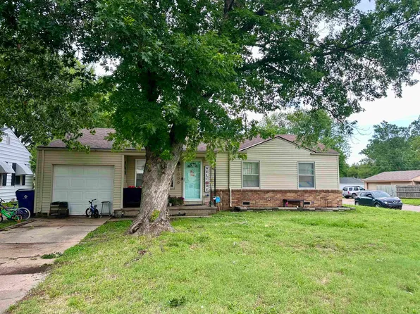 1000 N Baltimore Ave, Derby, KS 67037