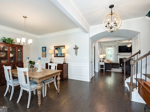 5th image of 64 Heron Ct
