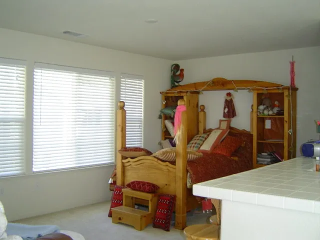 324 Parnell Ct — Photo 1