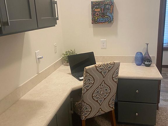 Little office between the 2 bedrooms