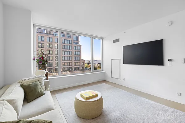 Rented by Elegran | media 2