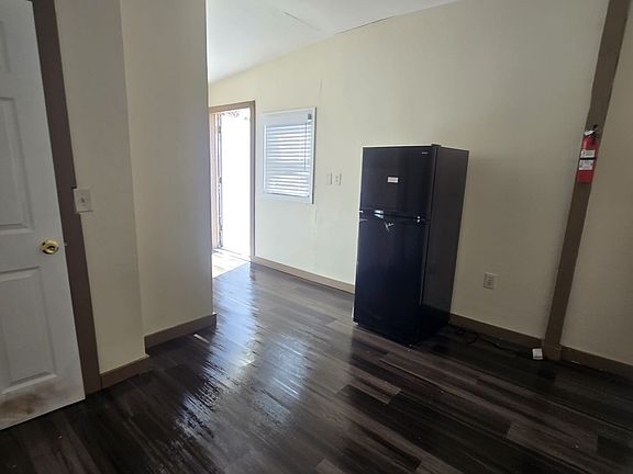 5th image of 37 Main St #3