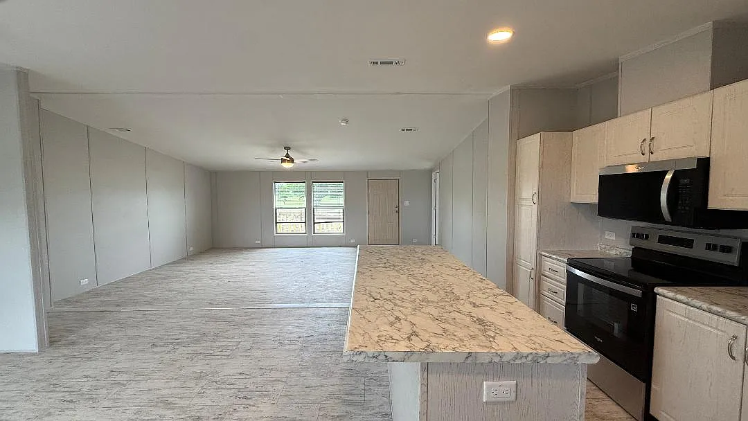 3 bed, 1550 sqft, $1,700 — Photo 3