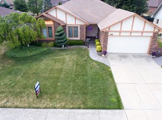 46689 Barbara Rd, Macomb, MI 48044