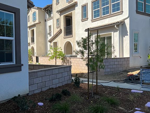4th image of 28094 Melrose Dr