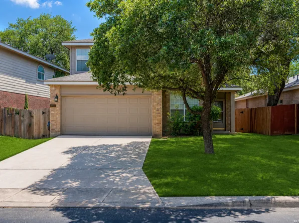 9227 FOXGROVE WAY, San Antonio, TX 78251