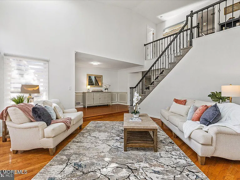 1 Fieldwood Ct — Photo 18
