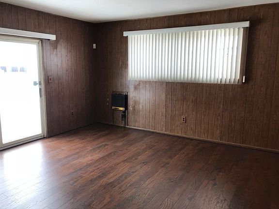5th image of 28786 Malvina Dr