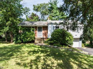 12 Siek Rd, Butler, NJ 07405