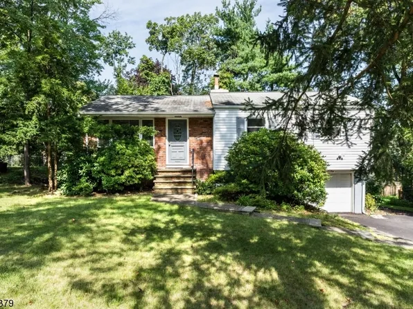12 Siek Rd, Butler Boro, NJ 07405