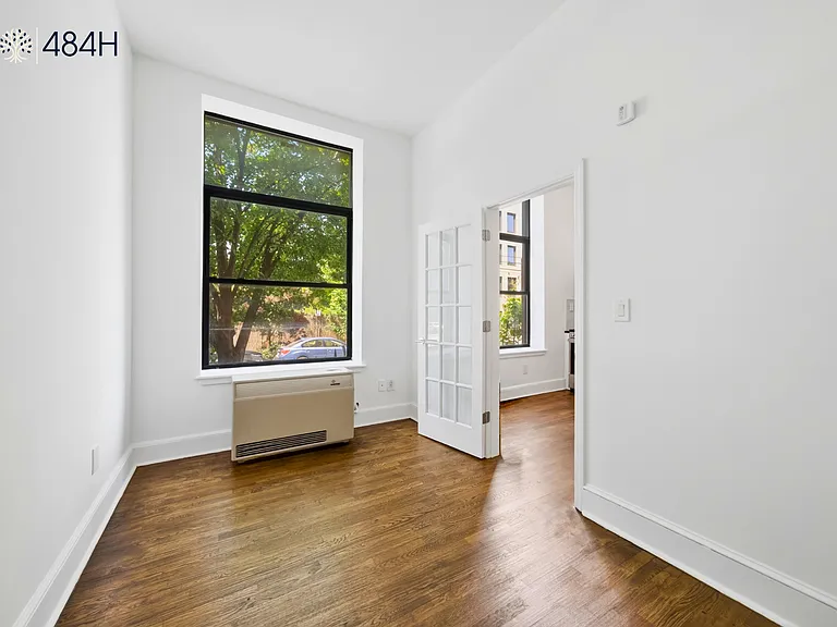 484 Humboldt St #102 — Photo 5