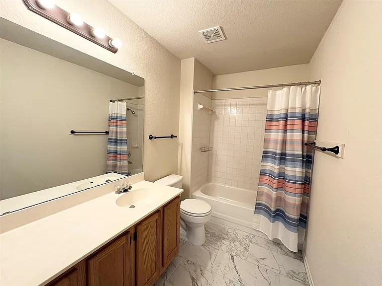 1101 Wood Creek Dr — Photo 29