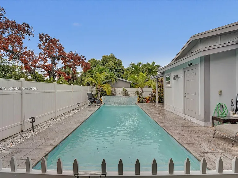 4541 SW 26th Ter — Photo 57