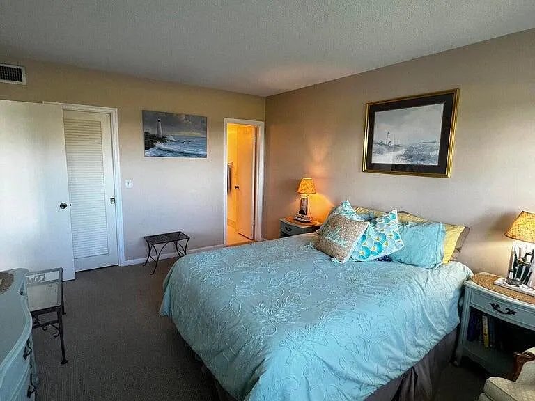 20 Yacht Club Dr #405 — Photo 14
