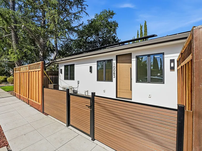 10081 S Tantau Ave #B — Photo 3