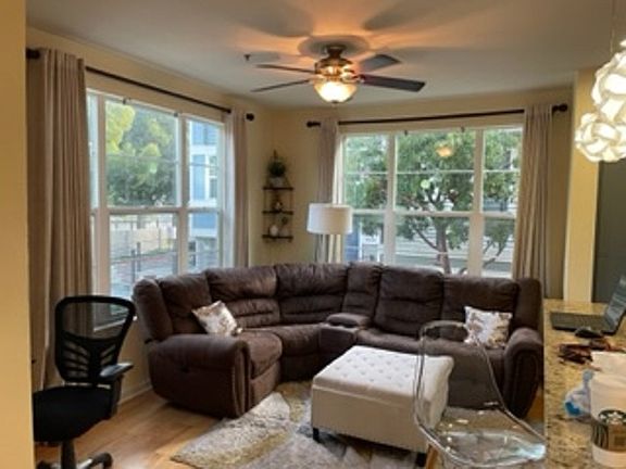 Spacious living room