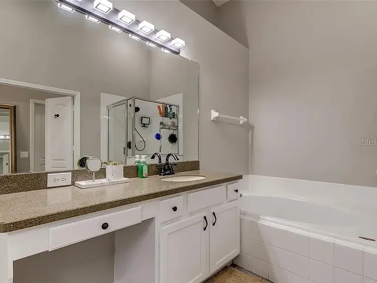 12213 Ravens Nest Pl — Photo 30